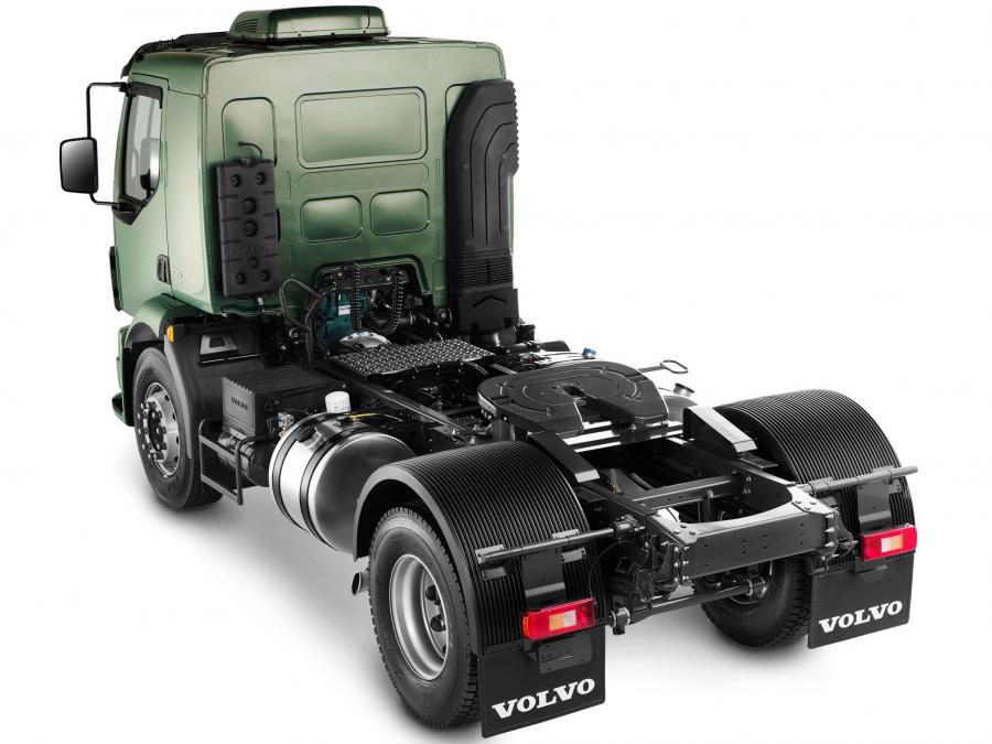  Volvo VM 330 4x2 Tractor 2012 года  (фото 13 из 15)